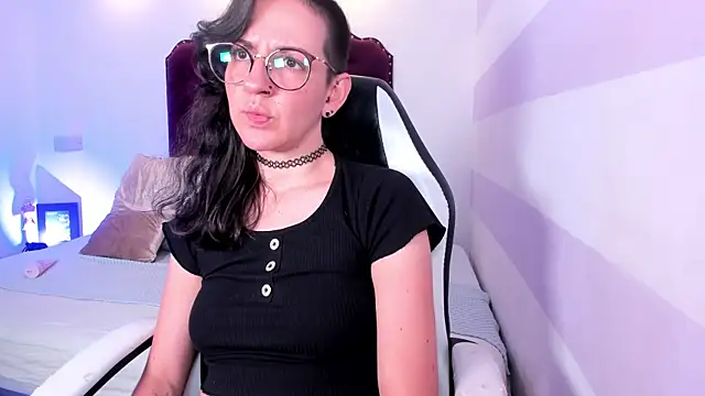 Snapshot of ana_liebert chatting on March 3, 2025, 12:28 pm ana liebert online show from March 3, 2025, 12:28 pm