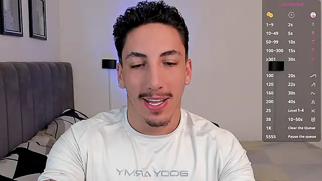 Snapshot of dylanspencer28 chatting on March 4, 2025, 8:27 pm dylanspencer28 online show from March 4, 2025, 8:27 pm