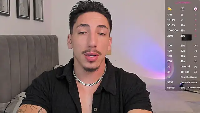 Snapshot of dylanspencer28 chatting on February 17, 2025, 10:16 pm dylanspencer28 online show from February 17, 2025, 10:16 pm