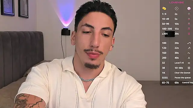 Snapshot of dylanspencer28 chatting on February 20, 2025, 7:08 pm dylanspencer28 online show from February 20, 2025, 7:08 pm