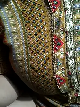 motuuu69 online show from February 20, 2025, 8:39 am