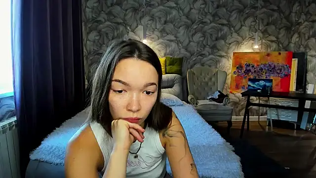 SusannJohnson online show from June 6, 2026, 12:27 am