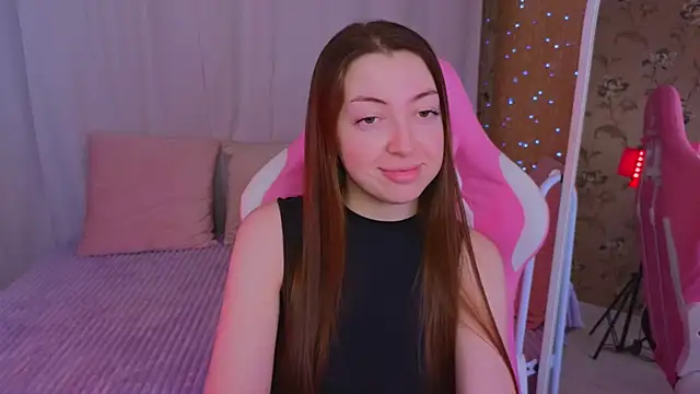 Snapshot of Ann_moon__ chatting on March 22, 2025, 6:25 pm Ann moon online show from March 22, 2025, 6:25 pm