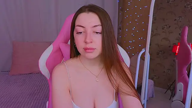 Snapshot of Ann_moon__ chatting on March 8, 2025, 12:20 pm Ann moon online show from March 8, 2025, 12:20 pm