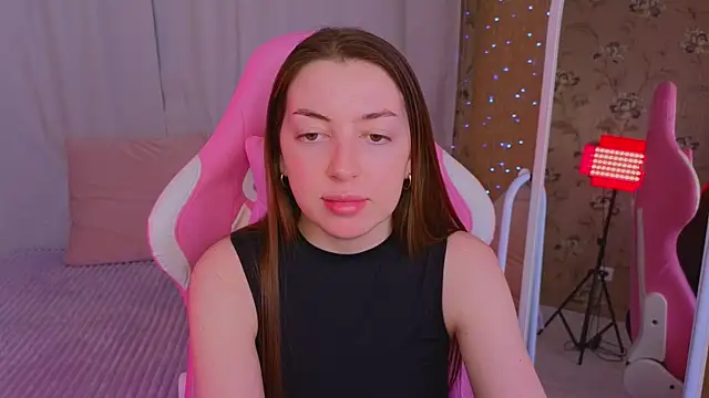 Snapshot of Ann_moon__ chatting on March 15, 2025, 12:45 pm Ann moon online show from March 15, 2025, 12:45 pm