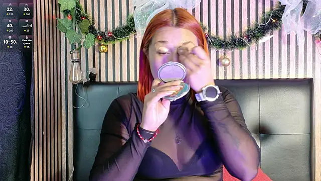 Snapshot of Sophie_new25 chatting on November 24, 2025, 1:00 pm Sophie new25 online show from November 24, 2025, 1:00 pm