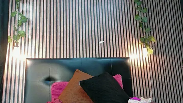 Snapshot of Sophie_new25 chatting on September 11, 2025, 12:38 pm Sophie new25 online show from September 11, 2025, 12:38 pm