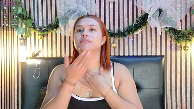 Snapshot of Sophie_new25 chatting on November 29, 2025, 1:11 pm Sophie new25 online show from November 29, 2025, 1:11 pm