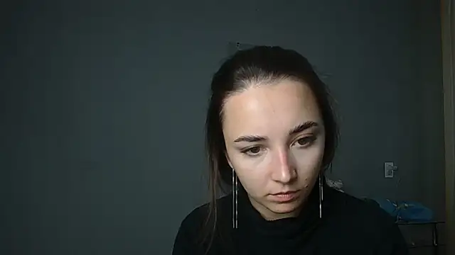 Eva Gloryy online show from September 27, 2025, 1:06 pm