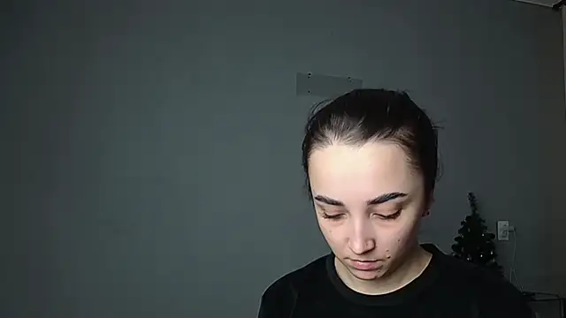 Eva Gloryy online show from February 6, 2026, 2:46 pm