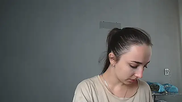 Eva Gloryy online show from September 14, 2025, 11:32 am