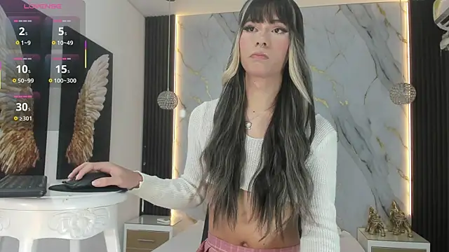 raven li online show from September 22, 2025, 9:32 pm