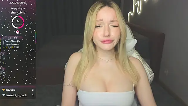 MargaretSweet1 online show from June 2, 2026, 12:32 am