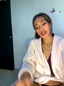 Snapshot of zoe_storm chatting on September 21, 2025, 4:50 am zoe storm online show from September 21, 2025, 4:50 am