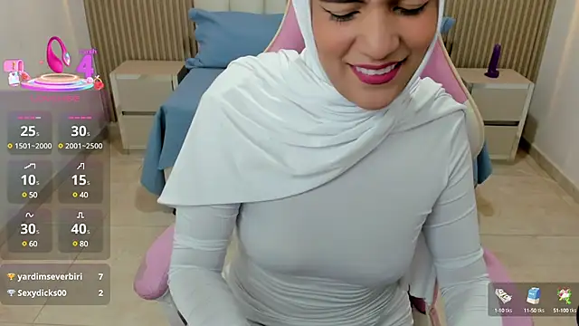 Snapshot of Zulema_hamdi chatting on March 22, 2025, 2:27 am Zulema hamdi online show from March 22, 2025, 2:27 am