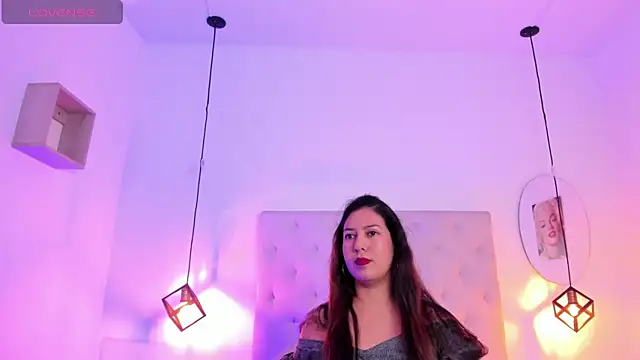 Michelle Jaramillo online show from February 8, 2025, 2:38 pm