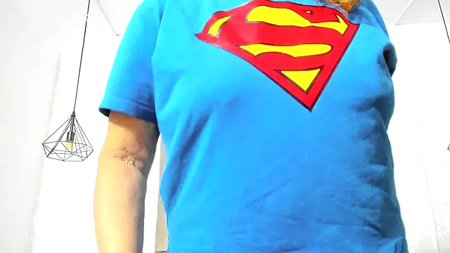 Dayana  Ospina online show from November 28, 2025, 7:47 pm