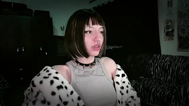roxy toxic online show from May 15, 2026, 11:25 pm