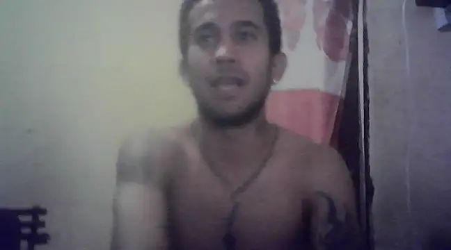 Snapshot of EstebanAkyLu chatting on January 24, 2025, 5:42 am EstebanAkyLu online show from January 24, 2025, 5:42 am