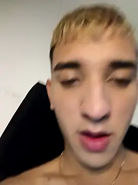 Snapshot of manu_stiv chatting on February 26, 2025, 6:08 am manu stiv online show from February 26, 2025, 6:08 am