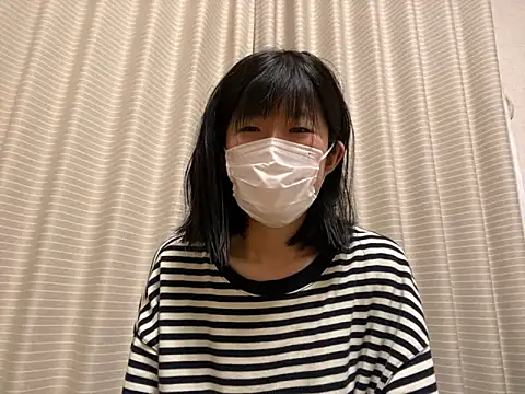 Snapshot of riri_riri_jp chatting on March 4, 2025, 11:51 am riri riri jp online show from March 4, 2025, 11:51 am