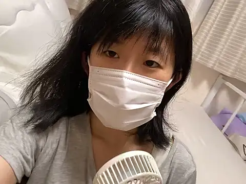 Snapshot of riri_riri_jp chatting on September 29, 2025, 11:49 am riri riri jp online show from September 29, 2025, 11:49 am