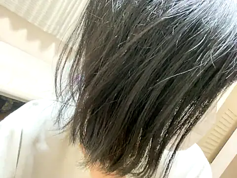 Snapshot of riri_riri_jp chatting on October 22, 2025, 10:25 am riri riri jp online show from October 22, 2025, 10:25 am