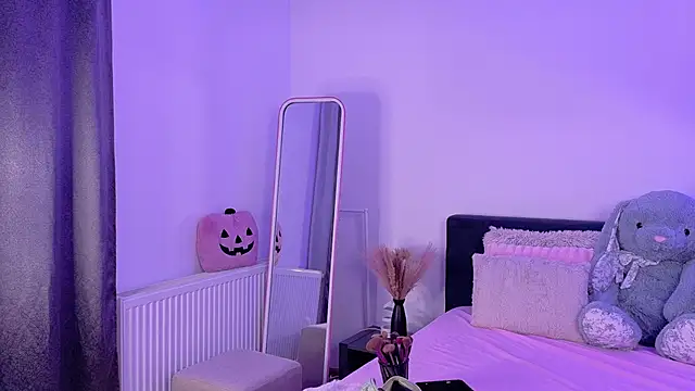 PatriciaSpice online show from April 19, 2026, 3:40 am