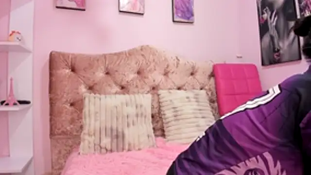 Snapshot of Gletty_noa chatting on November 1, 2025, 8:25 pm Gletty noa online show from November 1, 2025, 8:25 pm