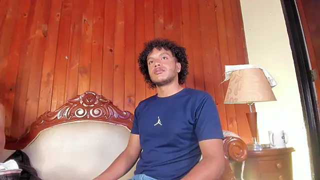 Snapshot of DanteAndKyle chatting on December 18, 2025, 10:35 pm DanteAndKyle online show from December 18, 2025, 10:35 pm