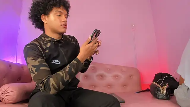 Snapshot of DanteAndKyle chatting on November 26, 2025, 11:16 pm DanteAndKyle online show from November 26, 2025, 11:16 pm