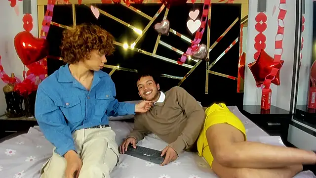 Snapshot of DanteAndKyle chatting on February 22, 2025, 7:58 pm DanteAndKyle online show from February 22, 2025, 7:58 pm