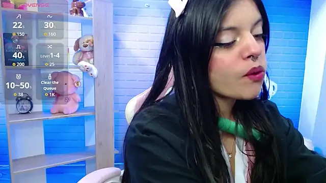 Snapshot of ashley_cute77 chatting on November 29, 2025, 10:15 am ashley cute77 online show from November 29, 2025, 10:15 am