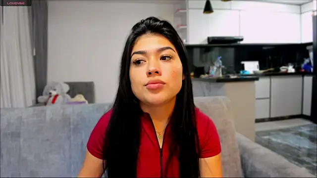 1lubonnie online show from February 5, 2026, 2:18 am