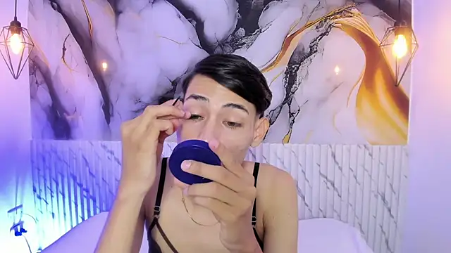 Snapshot of JackeOwens chatting on October 22, 2025, 12:15 pm JackeOwens online show from October 22, 2025, 12:15 pm