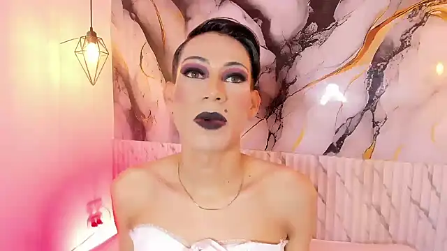 Snapshot of JackeOwens chatting on October 31, 2025, 12:02 pm JackeOwens online show from October 31, 2025, 12:02 pm