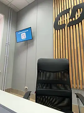 Ohhh pleasure online show from October 14, 2025, 8:37 am