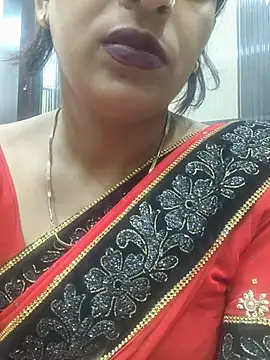 Snapshot of Bina_Bhanot chatting on August 3, 2026, 12:33 pm Bina Bhanot online show from August 3, 2026, 12:33 pm