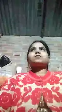 Snapshot of Bina_Bhanot chatting on February 7, 2025, 2:04 pm Bina Bhanot online show from February 7, 2025, 2:04 pm