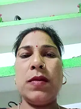 Snapshot of Bina_Bhanot chatting on March 20, 2025, 4:09 pm Bina Bhanot online show from March 20, 2025, 4:09 pm