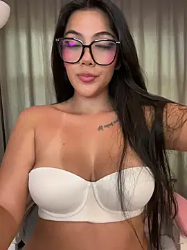 Snapshot of angelic1 chatting on May 14, 2026, 12:13 pm angelic1 online show from May 14, 2026, 12:13 pm