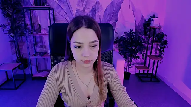 PamBeesly online show from March 13, 2025, 11:30 am