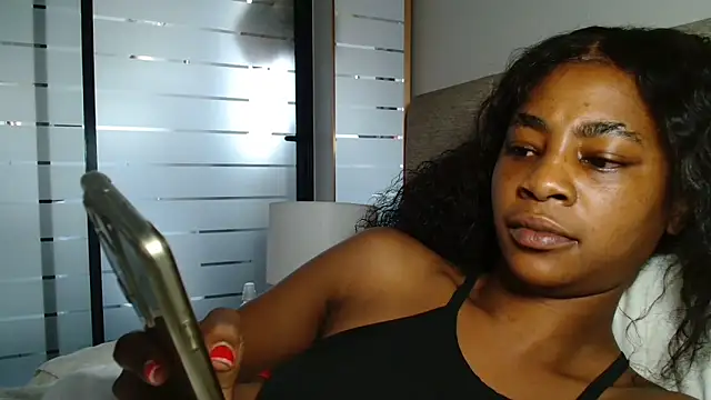 Snapshot of Godessofpleasxa chatting on February 19, 2026, 5:37 am Godessofpleasxa online show from February 19, 2026, 5:37 am