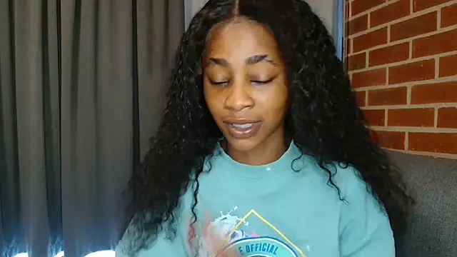 Snapshot of Godessofpleasxa chatting on February 15, 2026, 2:05 pm Godessofpleasxa online show from February 15, 2026, 2:05 pm