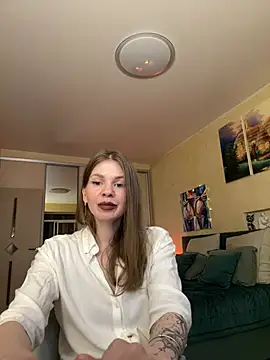 Snapshot of ReginaSparkle chatting on February 26, 2025, 1:25 am ReginaSparkle online show from February 26, 2025, 1:25 am