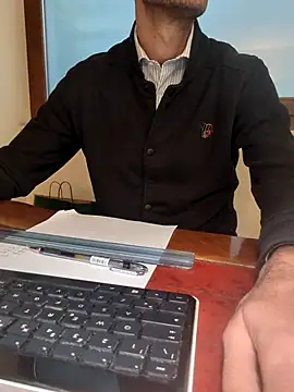 Snapshot of AvvocatoPorco chatting on October 22, 2025, 10:15 am AvvocatoPorco online show from October 22, 2025, 10:15 am