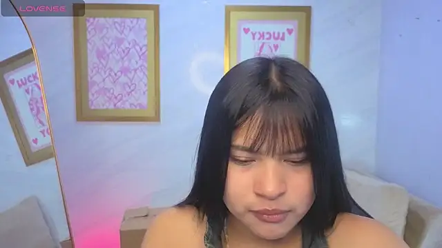 Paulette v online show from April 20, 2026, 1:03 pm