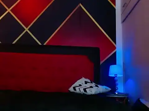 Snapshot of Cristian_white chatting on February 2, 2025, 6:53 pm Cristian white online show from February 2, 2025, 6:53 pm