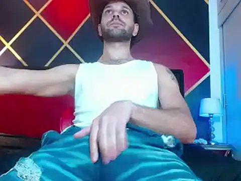 Snapshot of Cristian_white chatting on February 3, 2025, 10:11 pm Cristian white online show from February 3, 2025, 10:11 pm