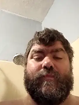 Snapshot of Rcraigue4 chatting on December 16, 2025, 11:31 pm Rcraigue4 online show from December 16, 2025, 11:31 pm